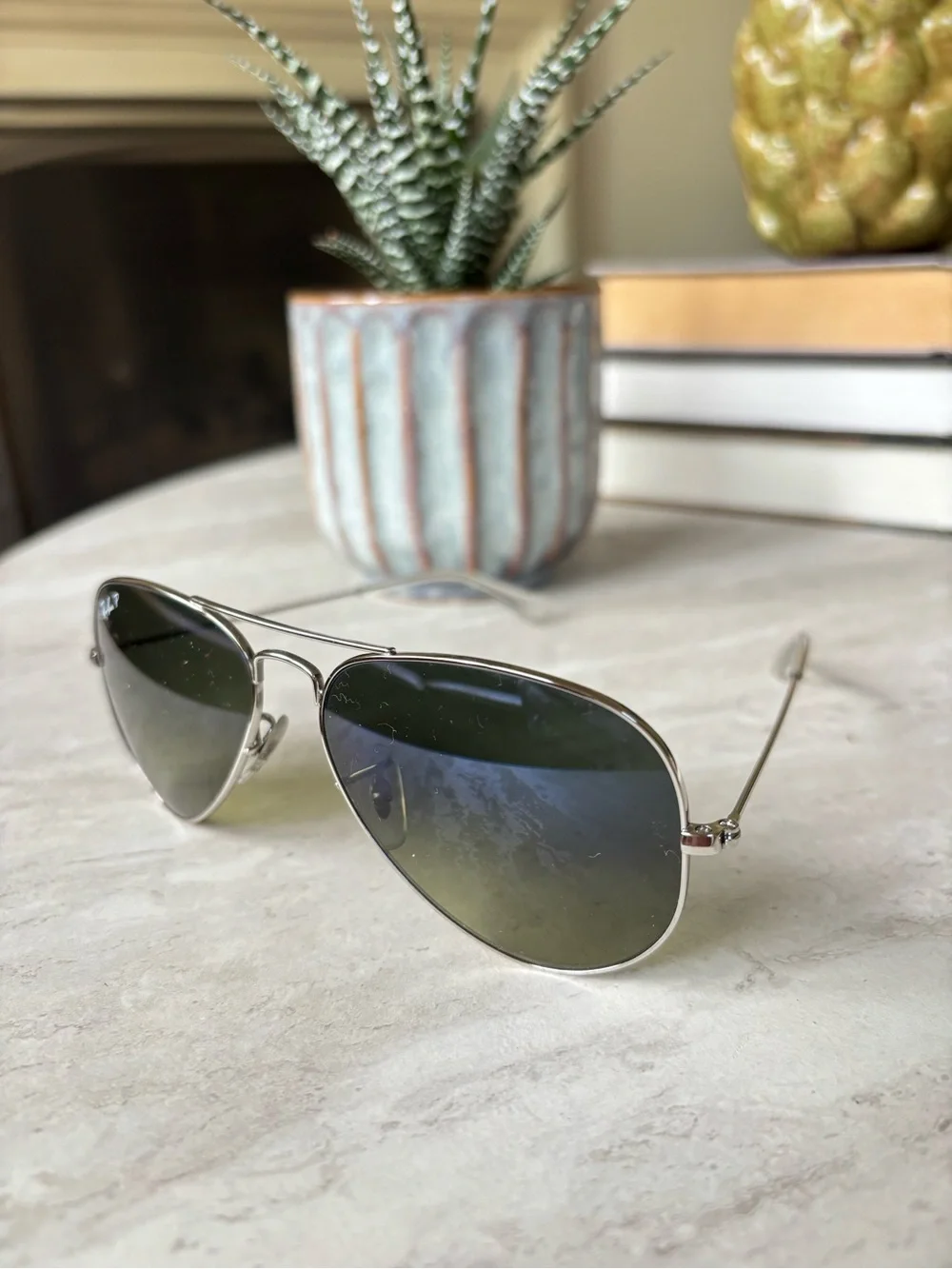 Ray-Ban iconic aviator